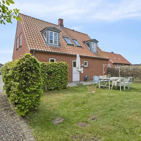 Peaceful Holliday Oasis -coast Forrest Shops Villa *